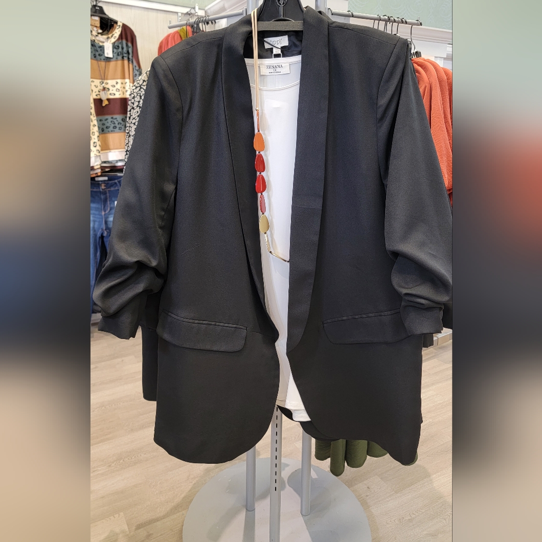 Plus Size Solid Blazer